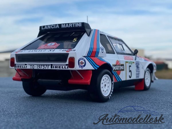 Model auta rally Lancia Delta S4