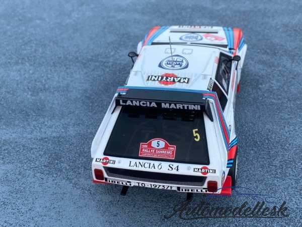 Model auta rally Lancia Delta S4