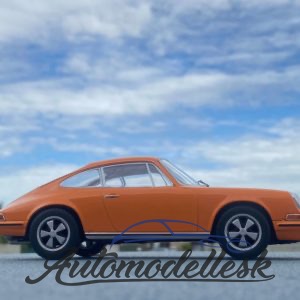 Model auta Porsche 911 S,