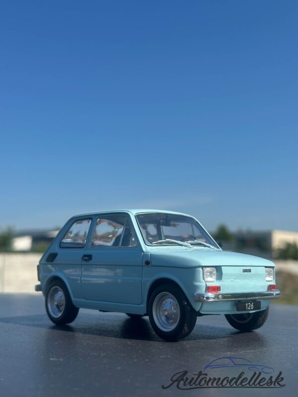 Model auta Fiat 126, svetlo modrá, 1972