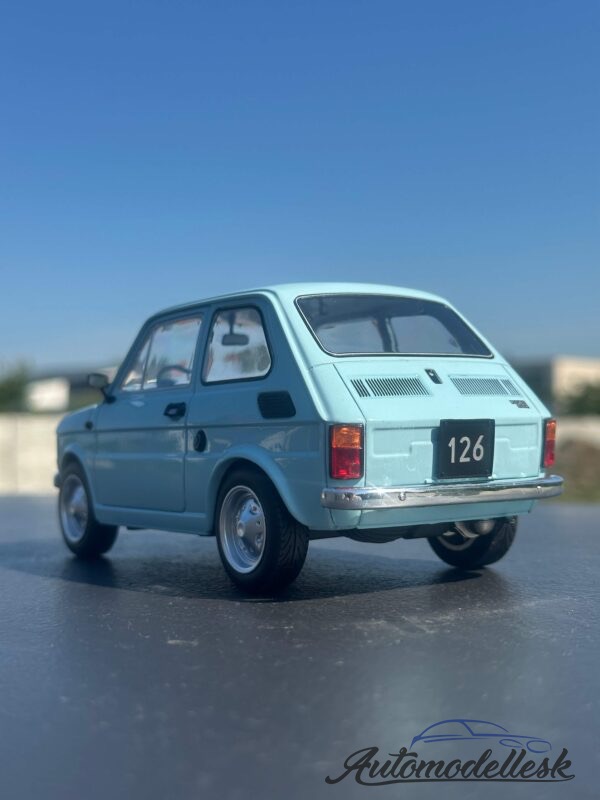 Model auta Fiat 126, svetlo modrá, 1972