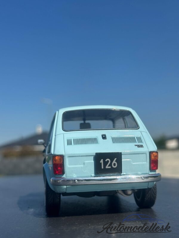 Model auta Fiat 126, svetlo modrá, 1972