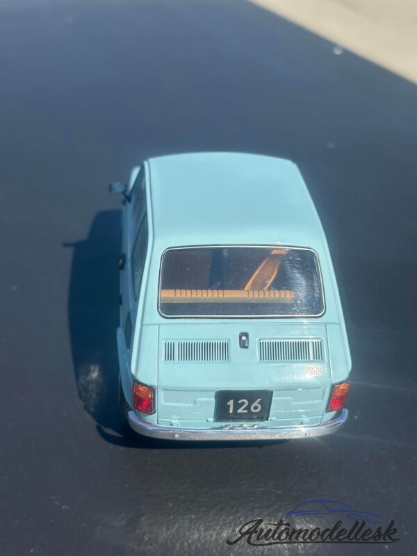 Model auta Fiat 126, svetlo modrá, 1972