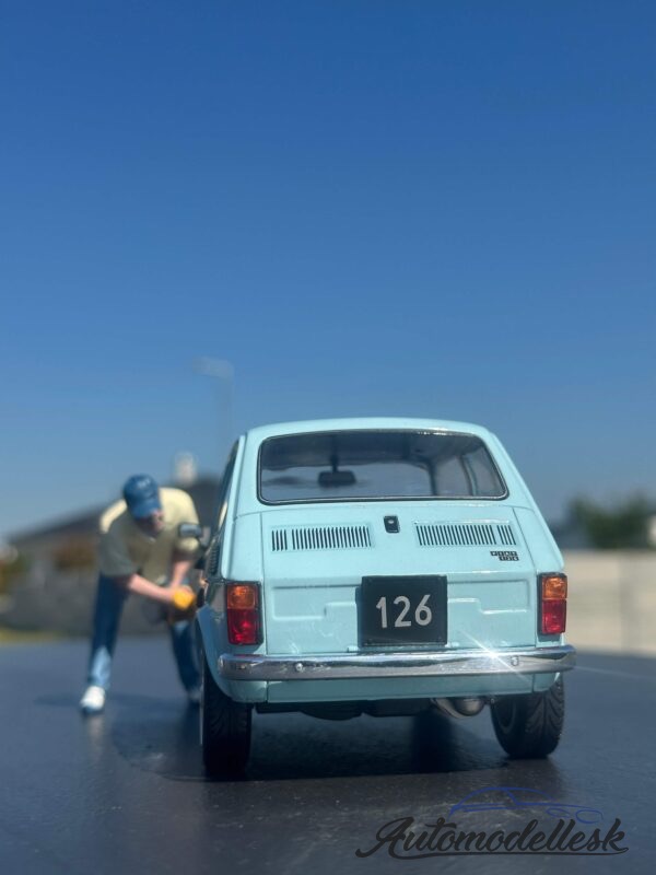 Model auta Fiat 126, svetlo modrá, 1972
