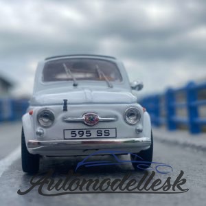 Model auta Fiat Abarth 595 SS