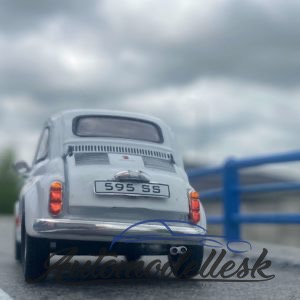Model auta Fiat Abarth 595 SS