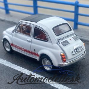 Model auta Fiat Abarth 595 SS