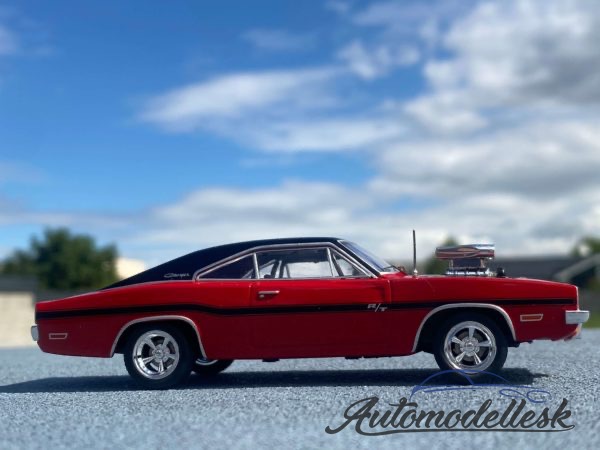 Model auta Dodge Charger R/T