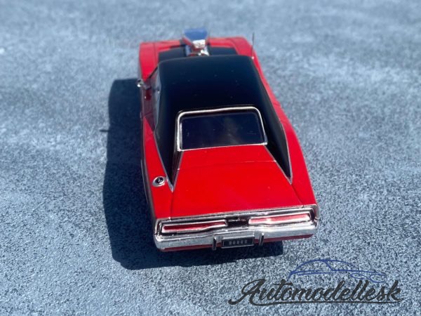 Model auta Dodge Charger R/T