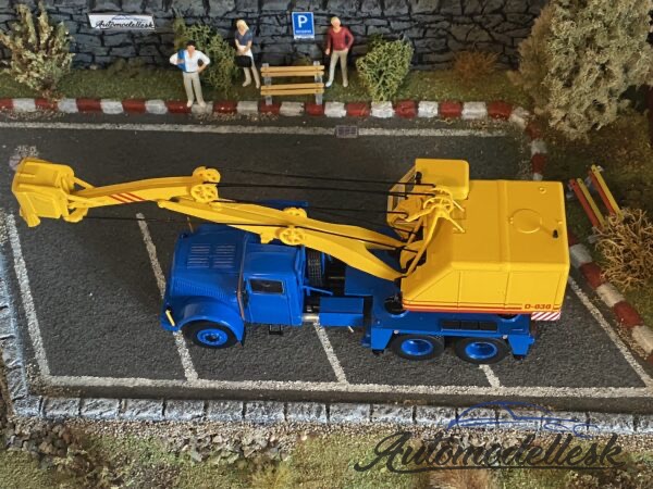 Model auta Tatra 111 D-030
