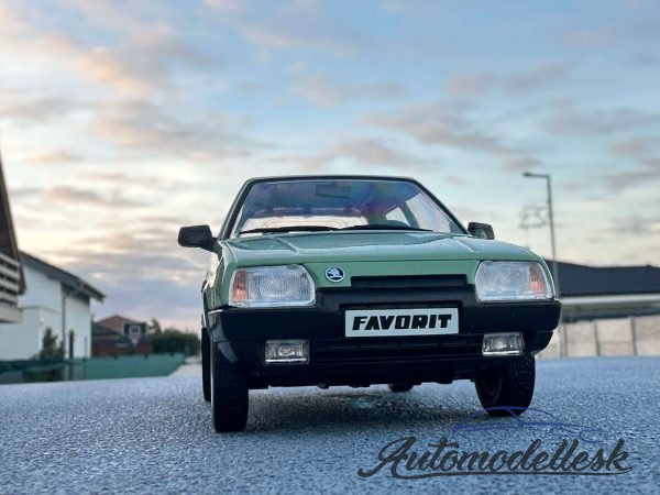 Model auta Škoda Favorit