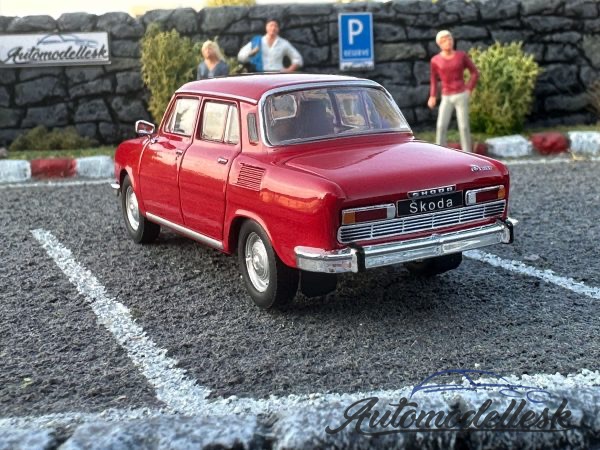 Model auta Škoda 100 L