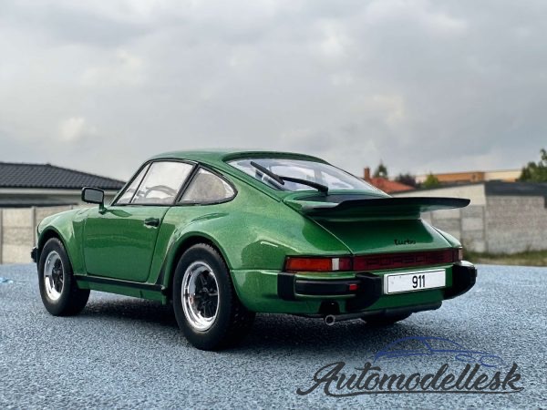 Model auta Porsche 911 Turbo (930)