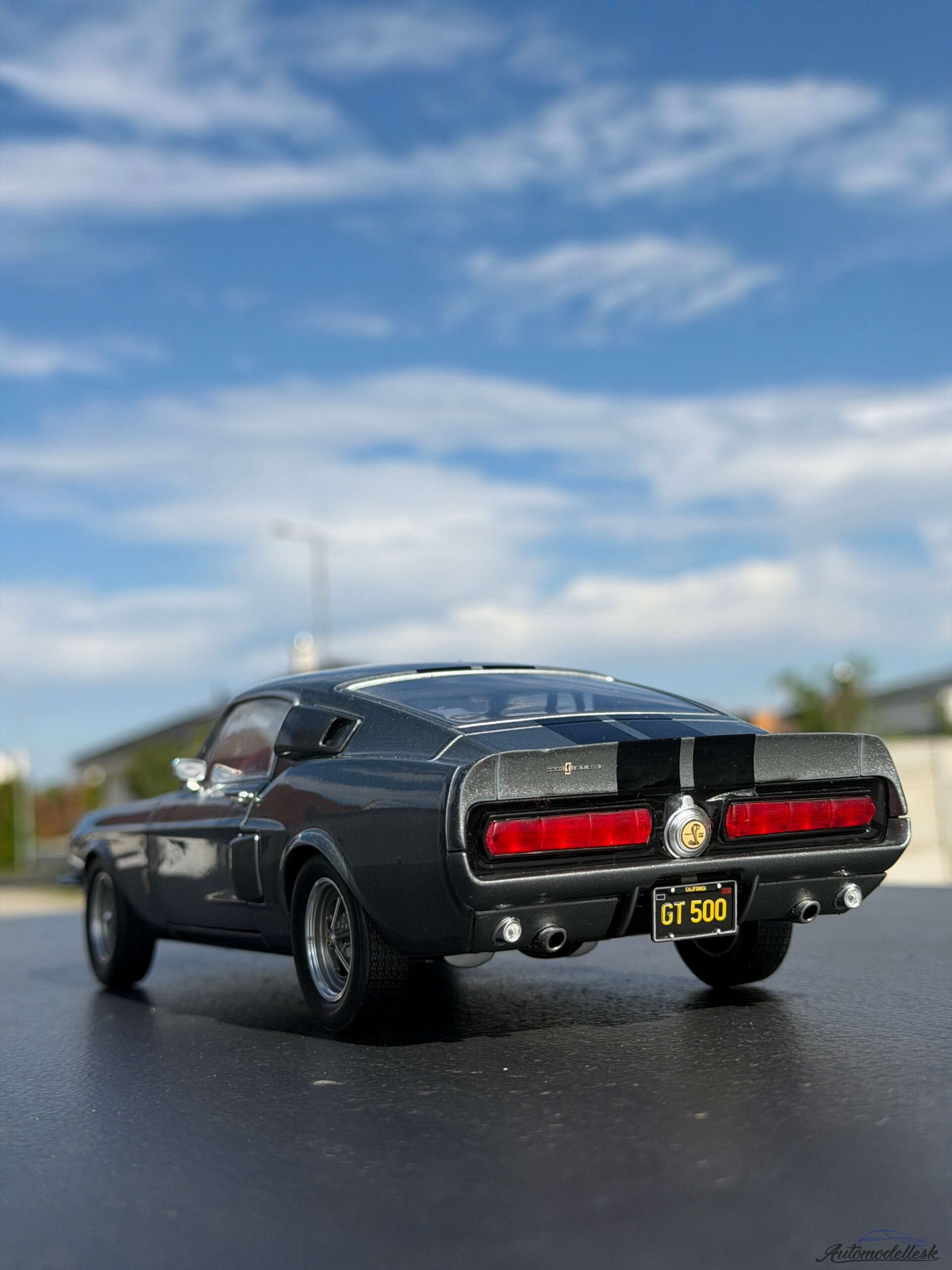 Model auta SHELBY GT500 GREY & BLACK STRIPES 1967 Model auta SHELBY GT500 GREY & BLACK STRIPES 1967