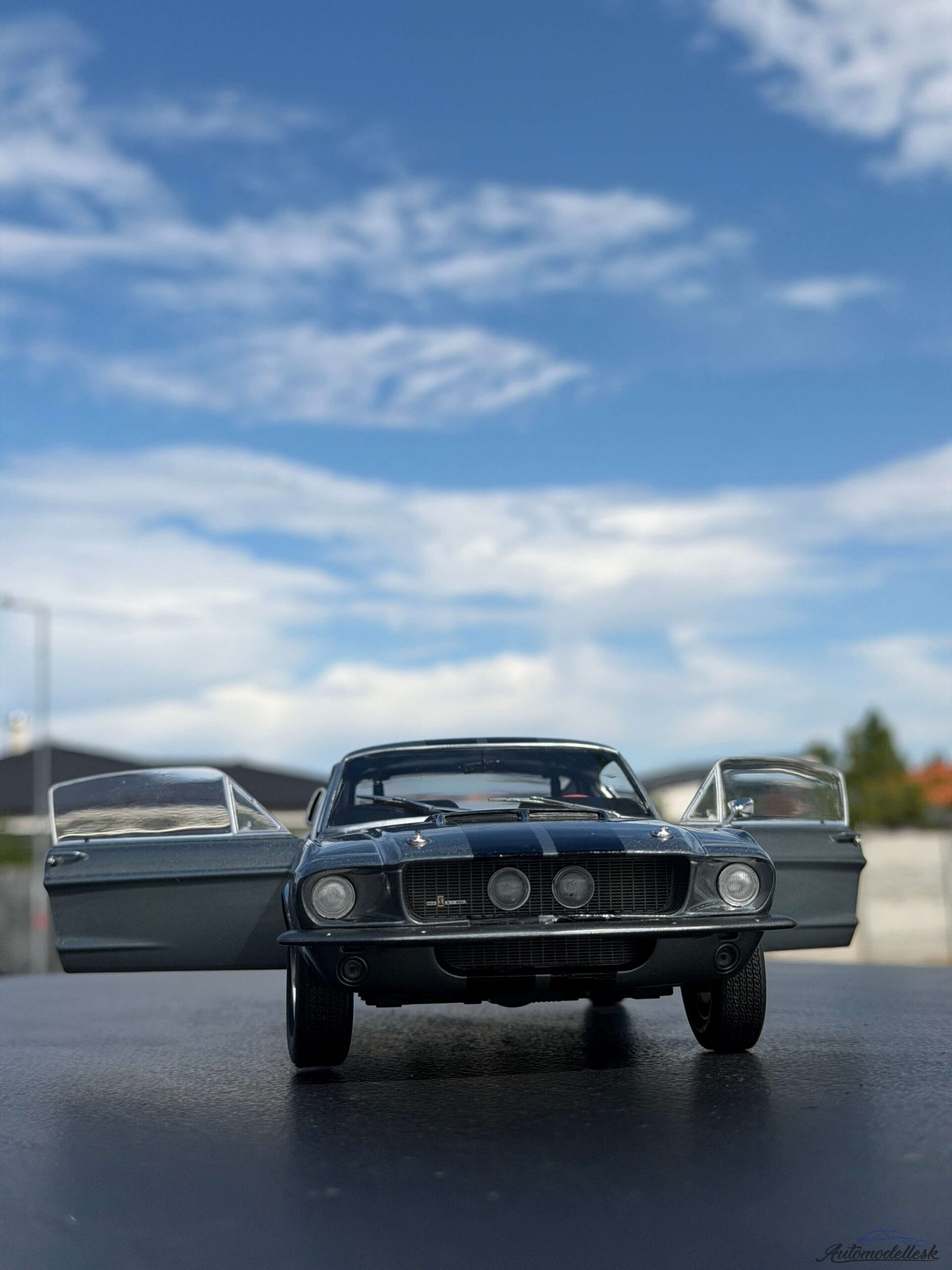 Model auta SHELBY GT500 GREY & BLACK STRIPES 1967 Model auta SHELBY GT500 GREY & BLACK STRIPES 1967