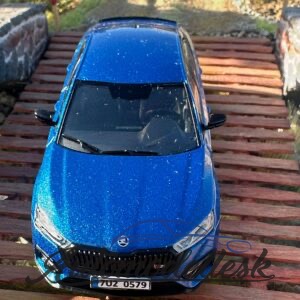 Model auta Škoda Octavia RS IV, modrá