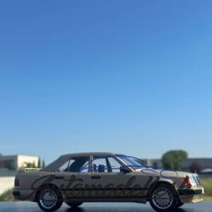 Model auta Model auta Mercedes W124 Tuning, bežová, 1986