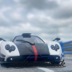 Model auta PAGANI ZONDA CINQUE