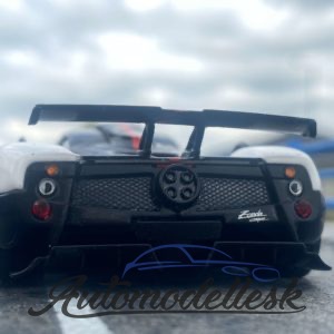 Model auta PAGANI ZONDA CINQUE