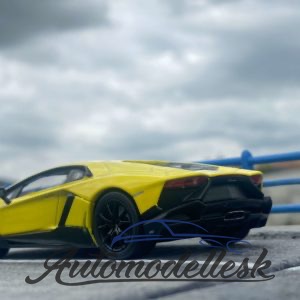 Model auta LAMBORGHINI AVENTADOR LP720-4