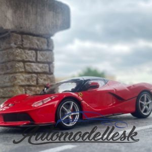 Model auta FERRARI - LAFERRARI 2013