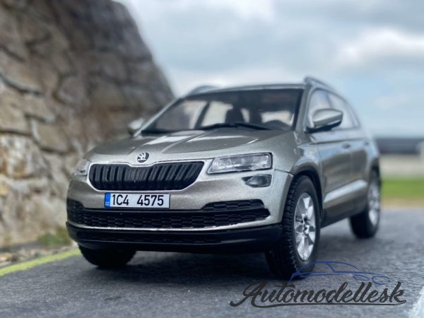 Model auta ŠKODA KAROQ