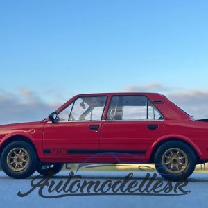 Model auta Škoda 130 LR