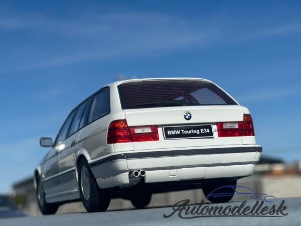 Model auta BMW 5er (E34) Touring