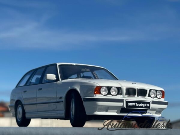 Model auta BMW 5er (E34) Touring