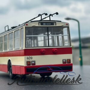 Model Trolejbus Škoda 14 TR