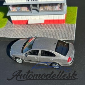 Model auta Škoda Octavia II, strieborná