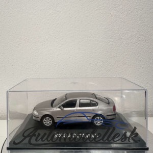 Model auta Škoda Octavia II, strieborná