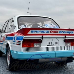 Model auta rally Škoda 130 LR,