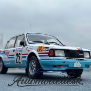 Model auta rally Škoda 130 LR,