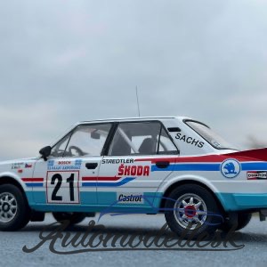 Model auta rally Škoda 130 LR