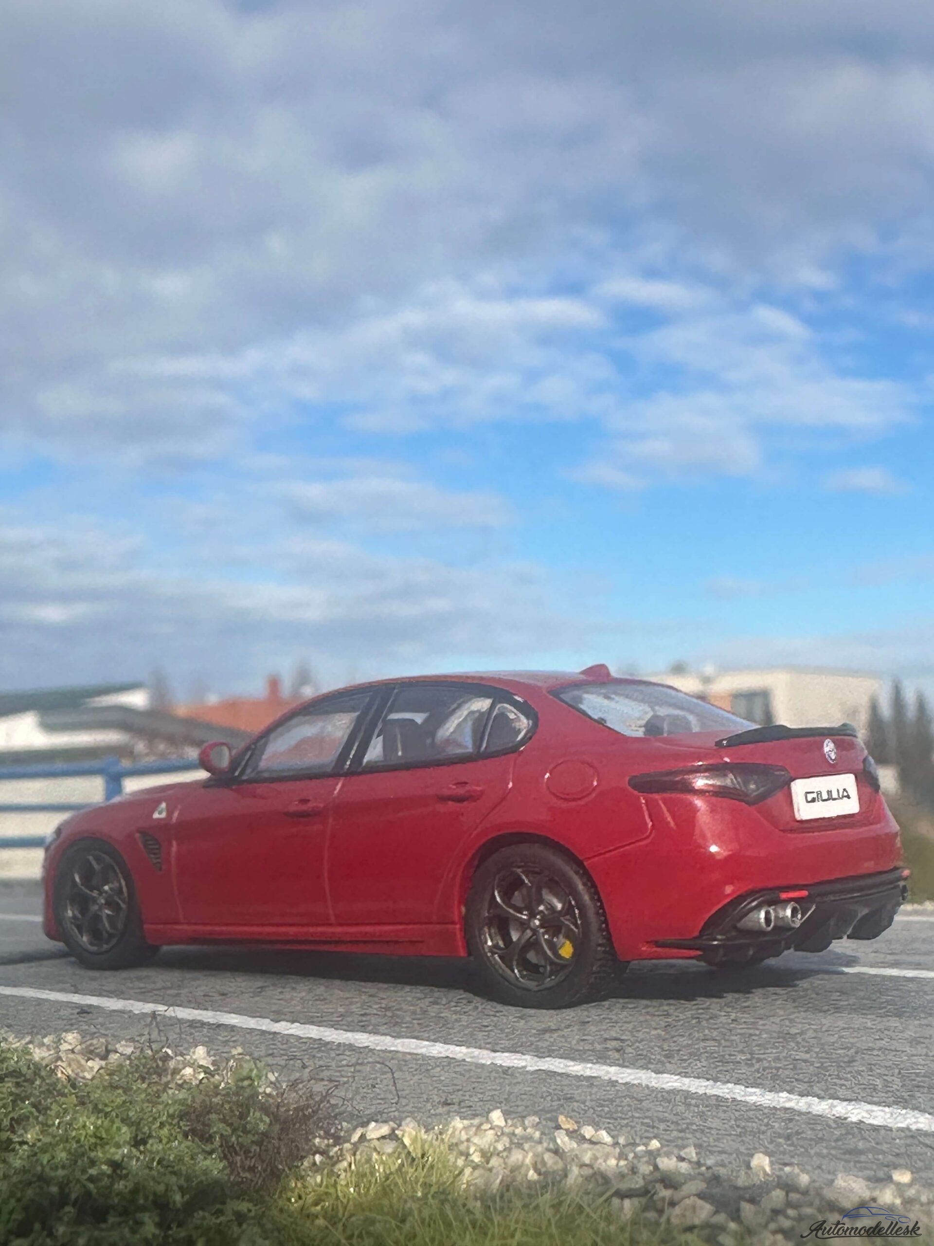 Model auta Alfa Romeo Giulia, Quadrifoglio červená, 2019 Model auta Alfa Romeo Giulia, Quadrifoglio červená, 2019