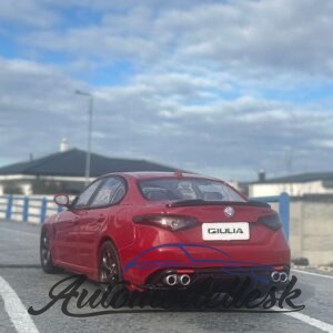 Model auta Alfa Romeo Giulia, Quadrifoglio červená, 2019