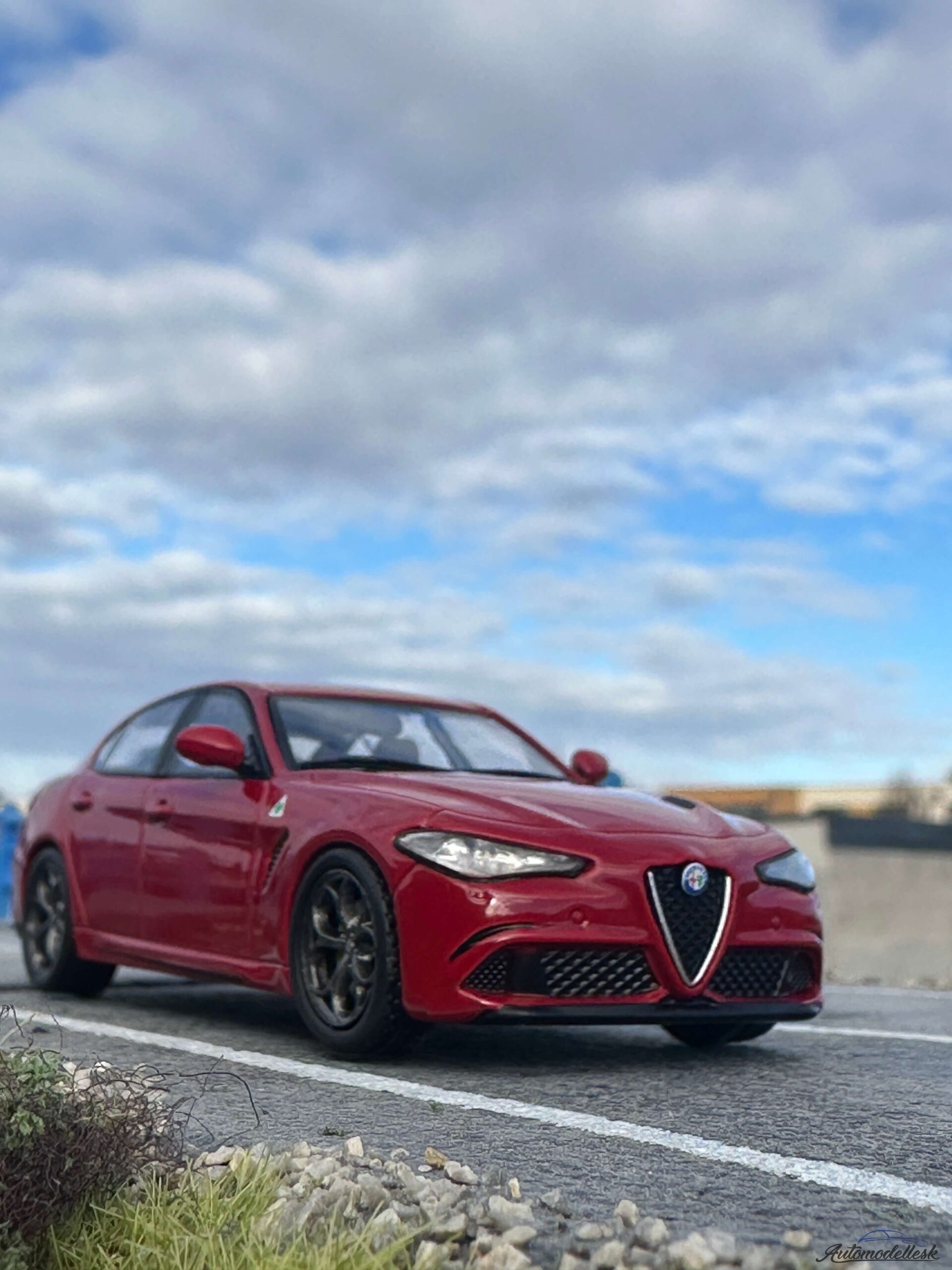 Model auta Alfa Romeo Giulia, Quadrifoglio červená, 2019 Model auta Alfa Romeo Giulia, Quadrifoglio červená, 2019