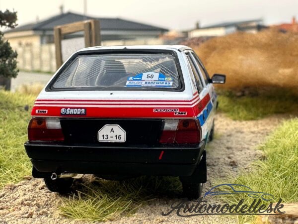 Model auta rally Škoda Favorit 136L