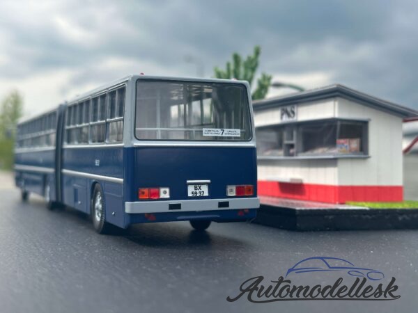 Model autobusu Ikarus 280.33