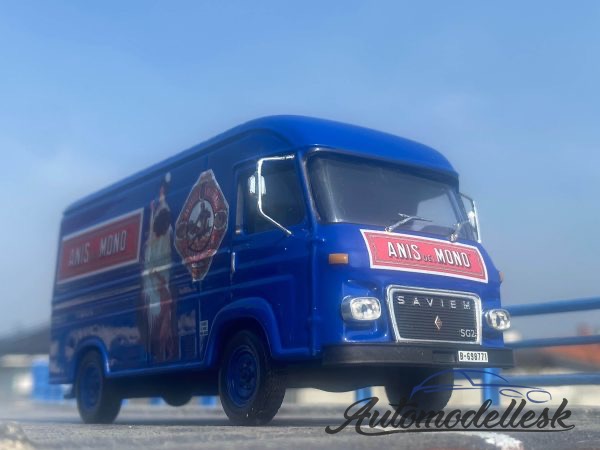 Model auta Saviem SG2