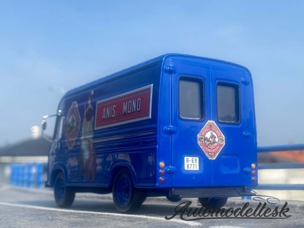 Model auta Saviem SG2