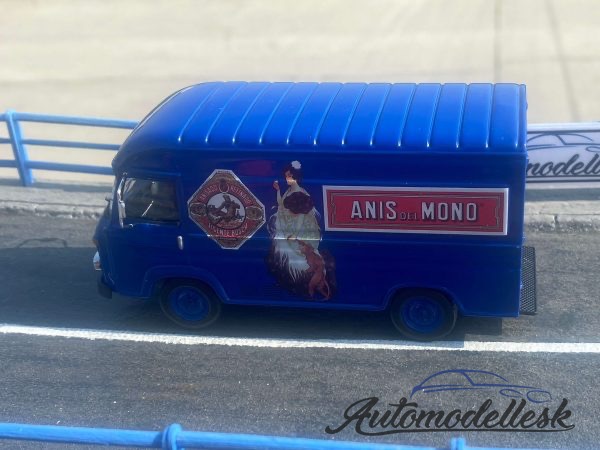 Model auta Saviem SG2