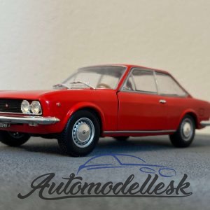 Model auta Fiat 124 Sport 1600