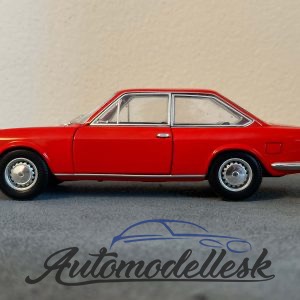 Model auta Fiat 124 Sport 1600
