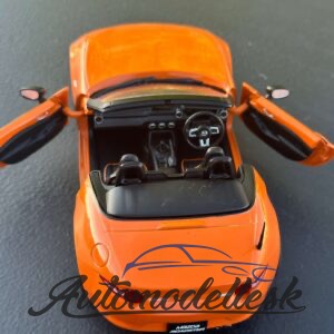 Model auta Mazda MX-5, oranžová 2019