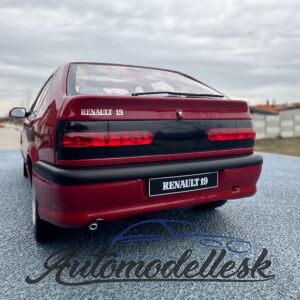 Model auta Renault 19