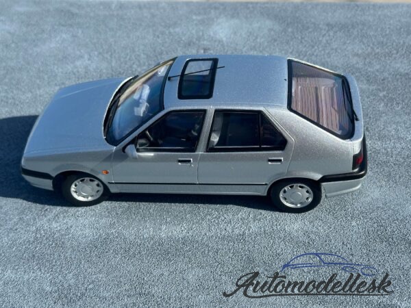 Model auta Renault 19