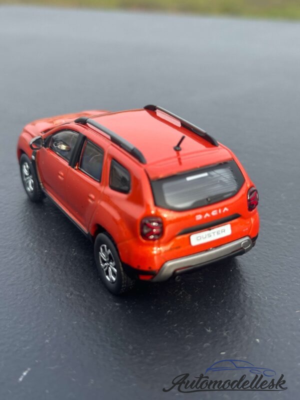 Model auta Dacia Duster II, červená, 2023