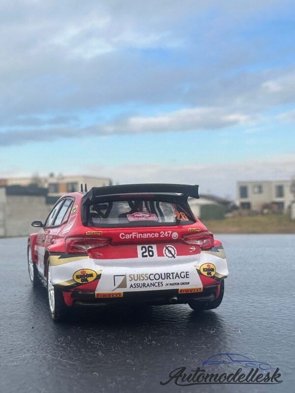 Model auta rally Škoda Fabia Rally2 - Rallye Monte Carlo 2024, No.38, Locatelli - Tiraboschi. Mierka 1:43. IXO Models. Balenie model je na podstavci vo vitríne s papierovým prebalom.